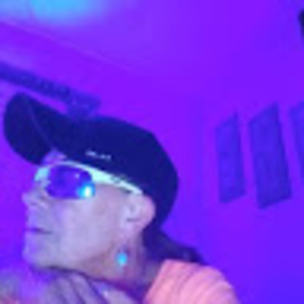Meet your Posher, Theresa